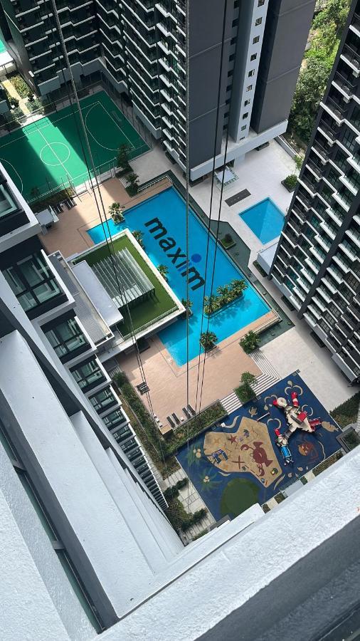 Maxim 2 Bedrooms Mrt Station Cheras Kuala Lumpur Homestay Екстериор снимка