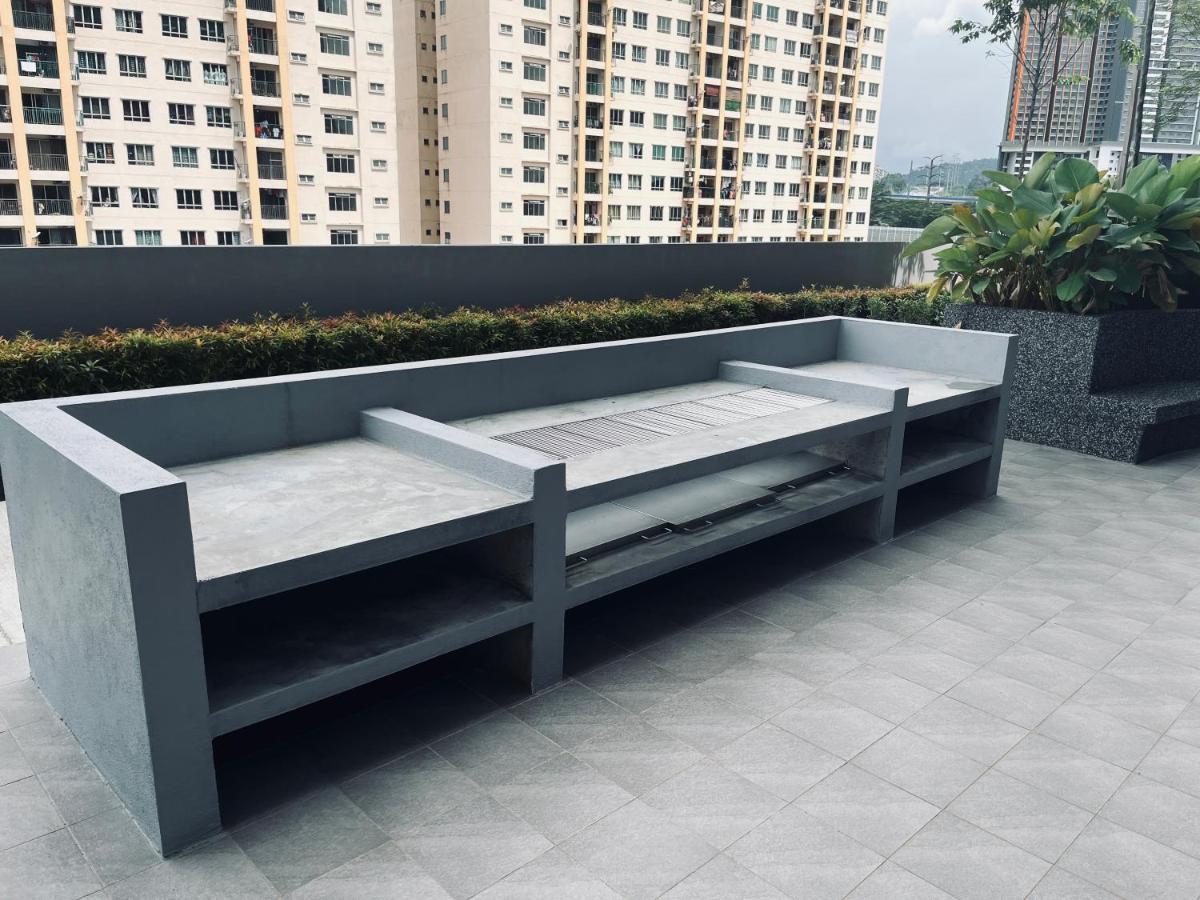 Maxim 2 Bedrooms Mrt Station Cheras Kuala Lumpur Homestay Екстериор снимка